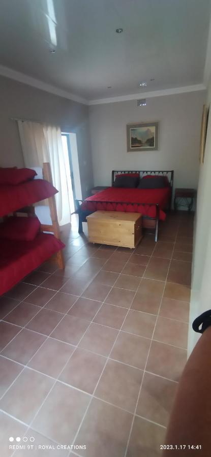 Royal Karoo Cottage Unit 1 ボーフォート・ウェスト エクステリア 写真